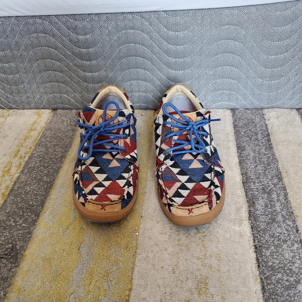 Womens size 10 twisted x shoes